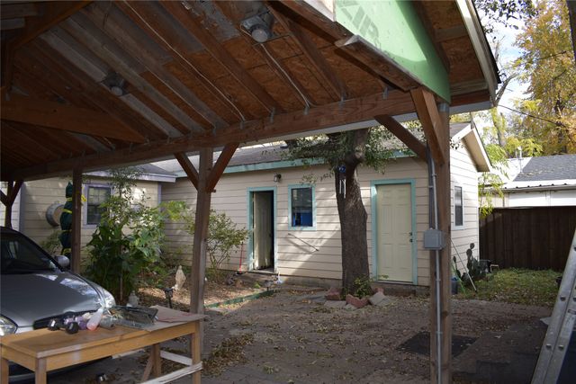 3912 Valentine Street, Fort Worth, TX 76107