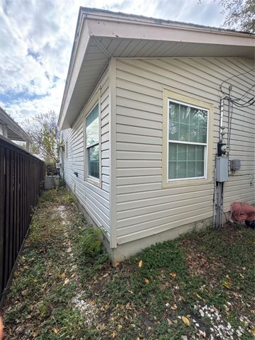 3912 Valentine Street, Fort Worth, TX 76107