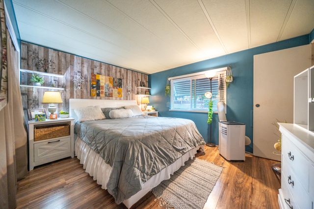 1187 Mountain Shadows Boulevard, 162, Redding, CA 96003