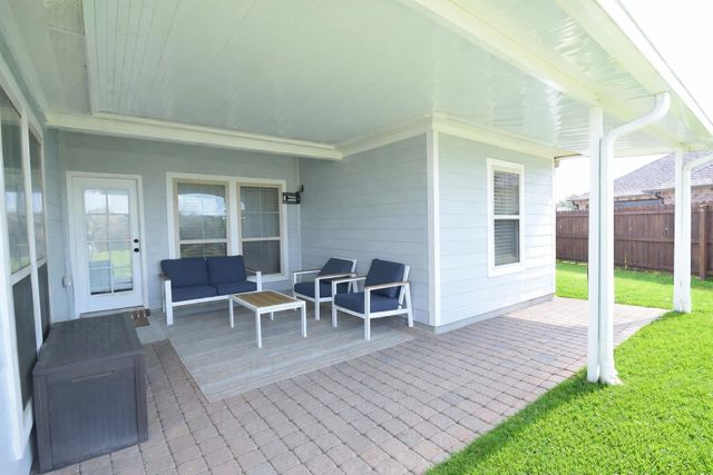 156 Lake Howard Avenue, Thibodaux, LA 70301