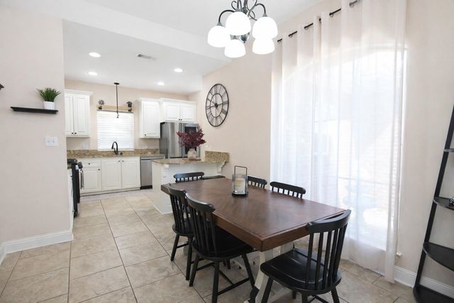 156 Lake Howard Avenue, Thibodaux, LA 70301