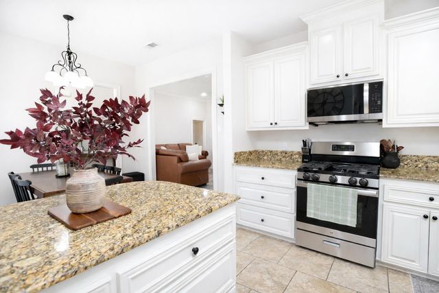 156 Lake Howard Avenue, Thibodaux, LA 70301