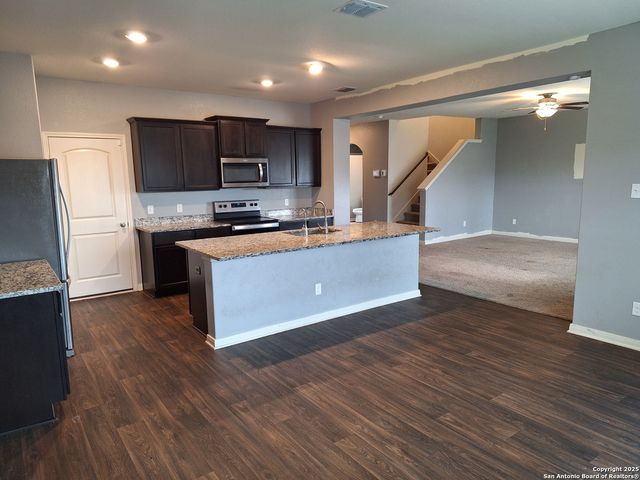 3707 Vesper, Von Ormy, TX 78073