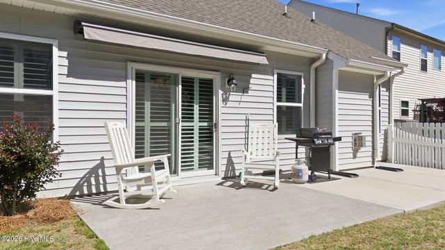 32 Kenilworth Street, Clayton, NC 27527