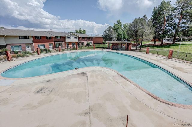 3935 S Boston, Denver, CO 80237
