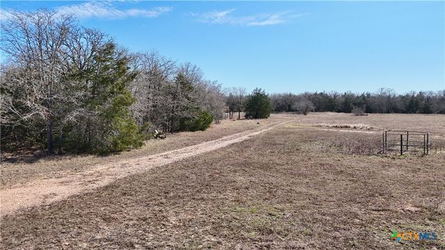 4850 Burke Road, Flatonia, TX 78941