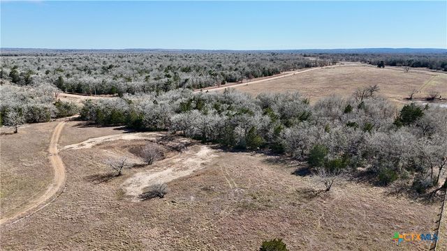4850 Burke Road, Flatonia, TX 78941