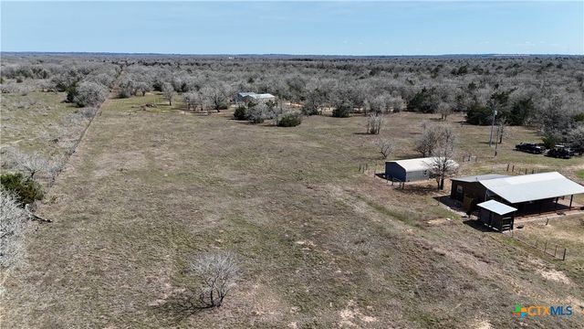 4850 Burke Road, Flatonia, TX 78941