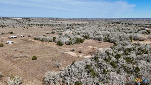 4850 Burke Road, Flatonia, TX 78941