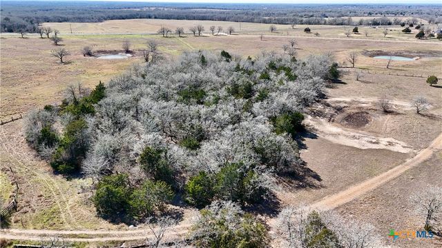 4850 Burke Road, Flatonia, TX 78941