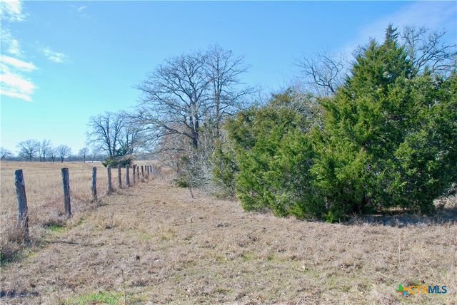 4850 Burke Road, Flatonia, TX 78941