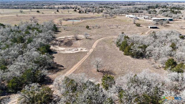 4850 Burke Road, Flatonia, TX 78941