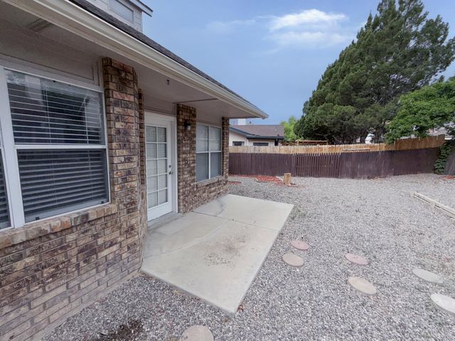 4715 Galleta Road NW, Albuquerque, NM 87120
