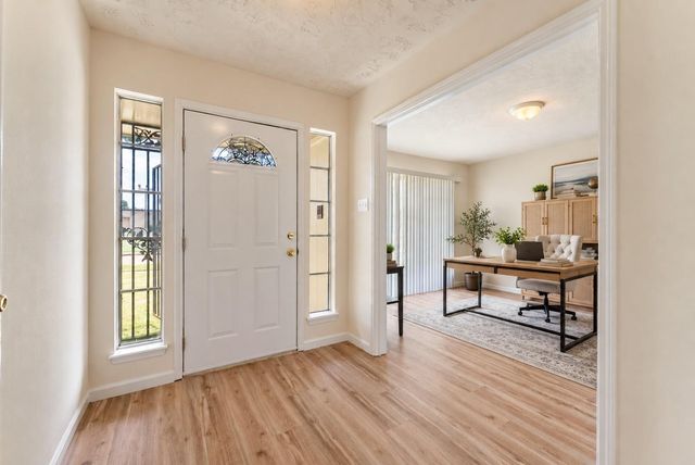 6839 Silver Star Drive, Houston, TX 77086