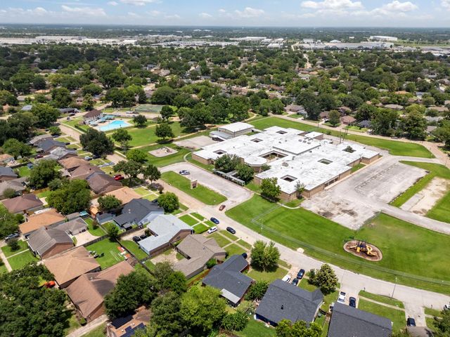 6839 Silver Star Drive, Houston, TX 77086