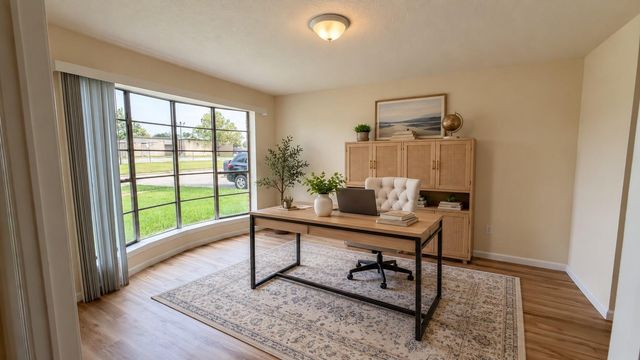 6839 Silver Star Drive, Houston, TX 77086