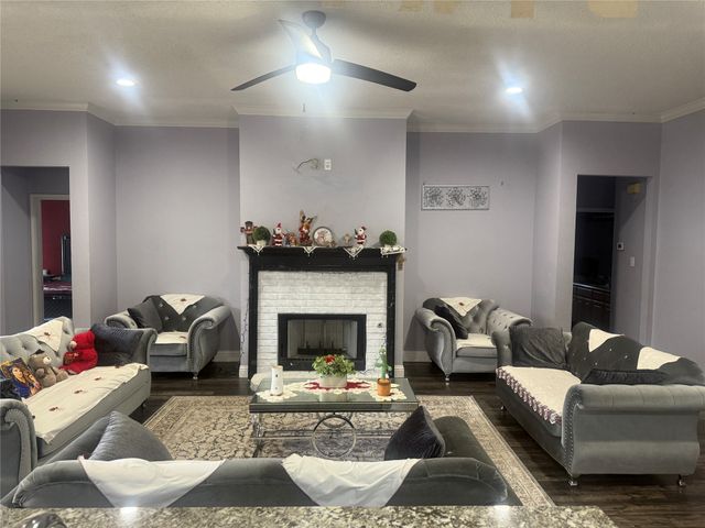 8813 Creede Trail, Fort Worth, TX 76118