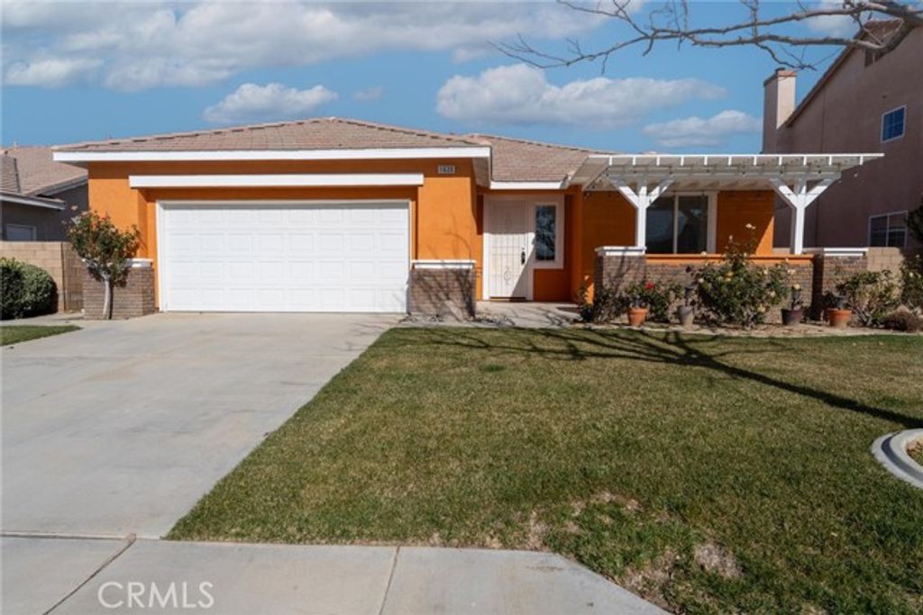 1639 W Norberry, Lancaster, CA 93534