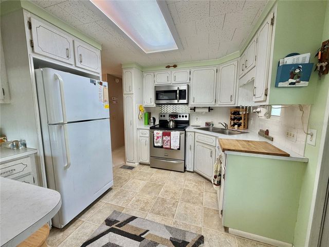 223 HAWTHORNE BOULEVARD, Leesburg, FL 34748