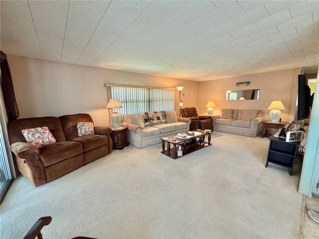 223 HAWTHORNE BOULEVARD, Leesburg, FL 34748