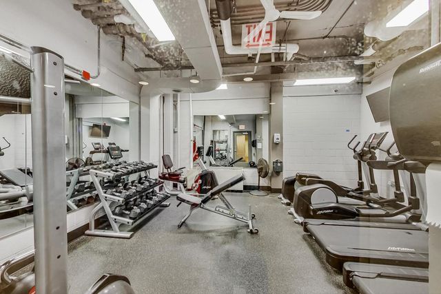 1850 N CLARK Street 1205, Chicago, IL 60614