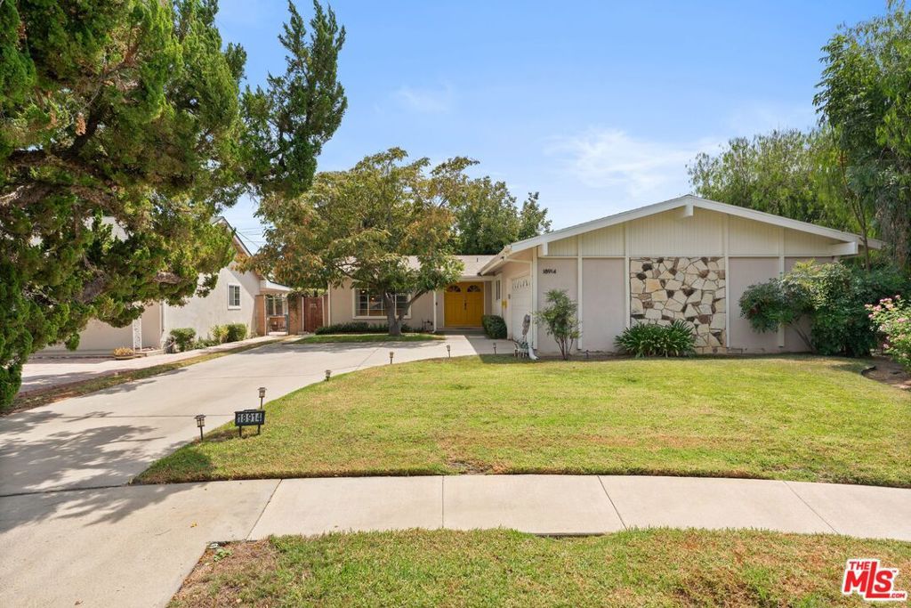 18914 Malden Street, Los Angeles, CA 91324 — exterior
