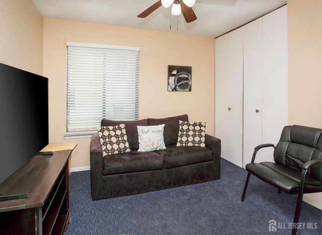99 Park Gate Drive, Edison, NJ 08820