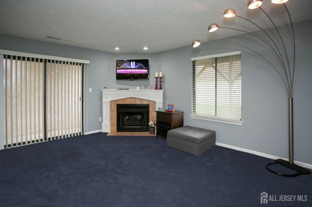 99 Park Gate Drive, Edison, NJ 08820