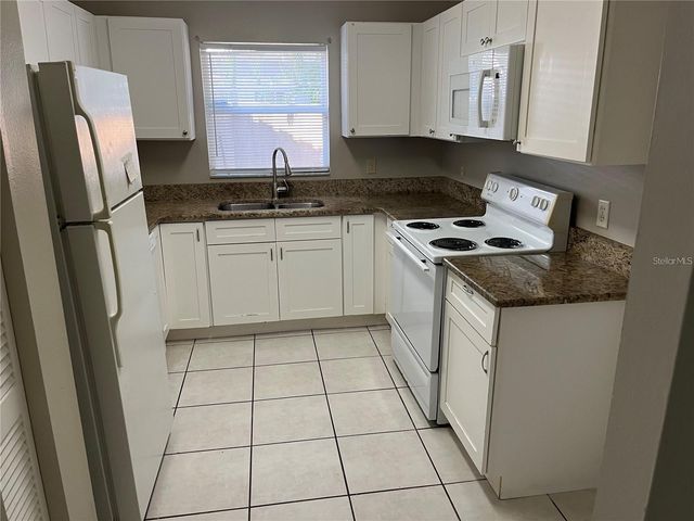 1465 TIVERTON DRIVE, Brandon, FL 33511