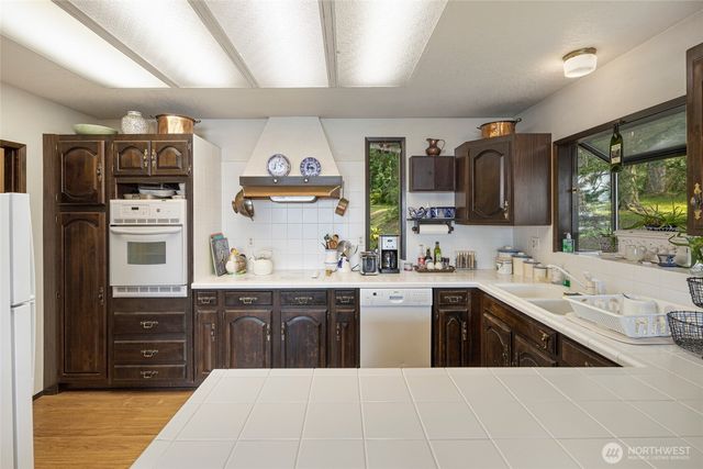 230 Gem Farm Lane, Lopez Island, WA 98261