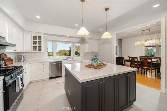 1320 N Raymond, Fullerton, CA 92831