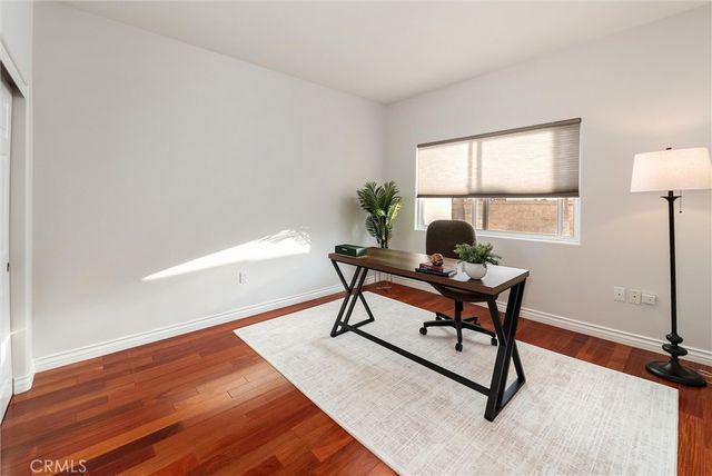 1320 N Raymond, Fullerton, CA 92831