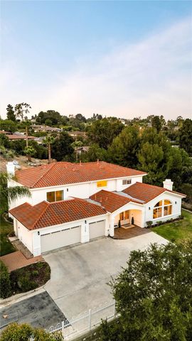 1320 N Raymond, Fullerton, CA 92831