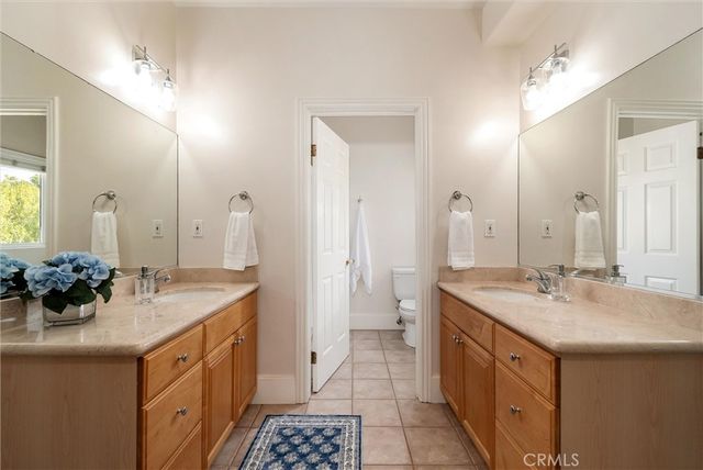 1320 N Raymond, Fullerton, CA 92831