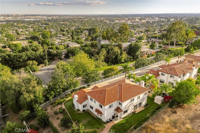 1320 N Raymond, Fullerton, CA 92831