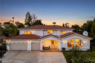 1320 N Raymond, Fullerton, CA 92831