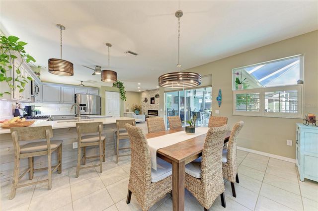 12211 WINDING WOODS WAY, Lakewood Ranch, FL 34202