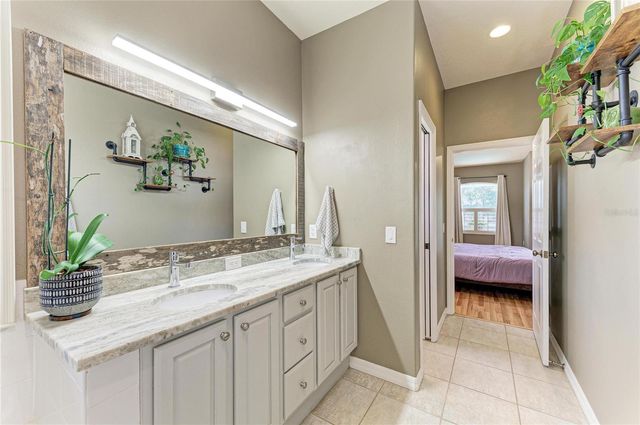 12211 WINDING WOODS WAY, Lakewood Ranch, FL 34202