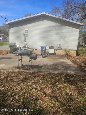 202 Lasalle Street, Natchez, MS 39120