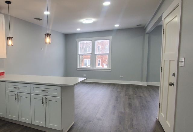 2059 N Lorel Avenue, Chicago, IL 60639