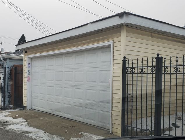 2059 N Lorel Avenue, Chicago, IL 60639