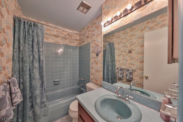 28 Scott Dr, Hillsborough Twp., NJ 08844