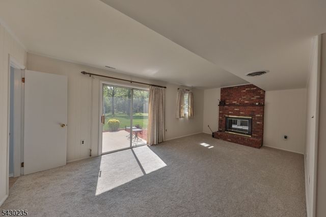 28 Scott Dr, Hillsborough Twp., NJ 08844