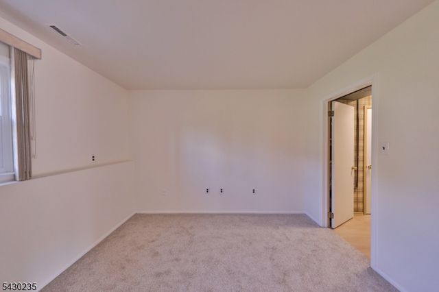 28 Scott Dr, Hillsborough Twp., NJ 08844