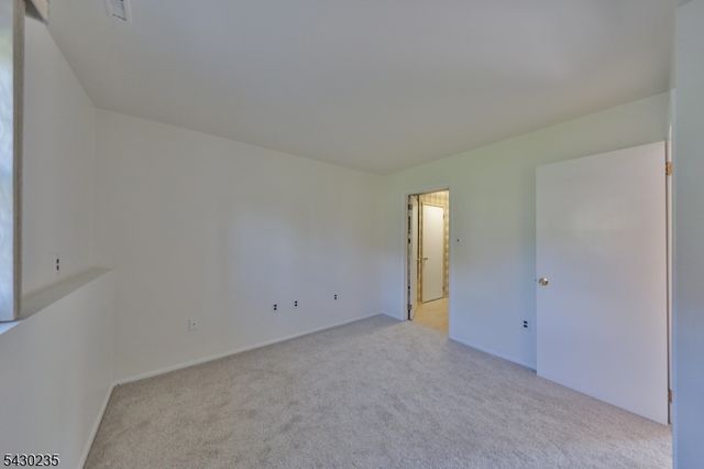 28 Scott Dr, Hillsborough Twp., NJ 08844