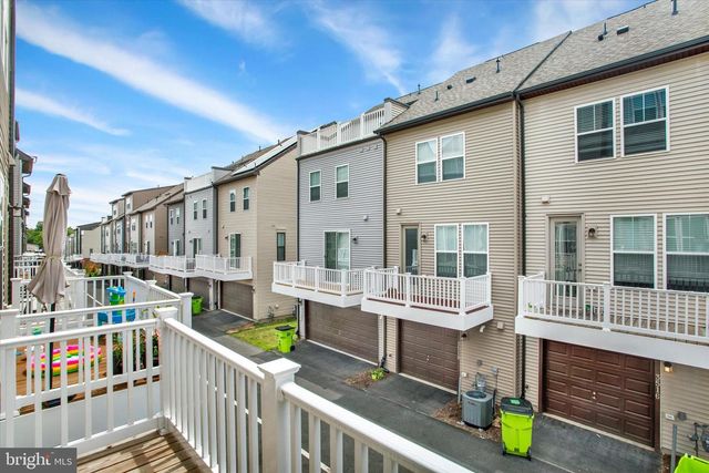 3511 CARNABY ST, Hyattsville, MD 20782
