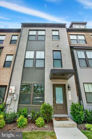 3511 CARNABY ST, Hyattsville, MD 20782