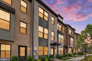 3511 CARNABY ST, Hyattsville, MD 20782