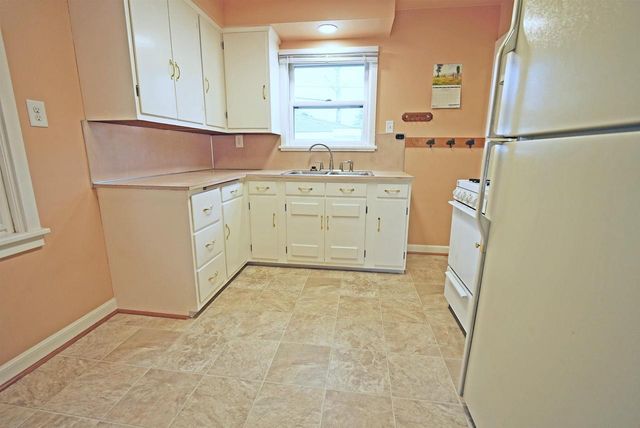 614 SCHWARTZ STREET, Green Bay, WI 54302