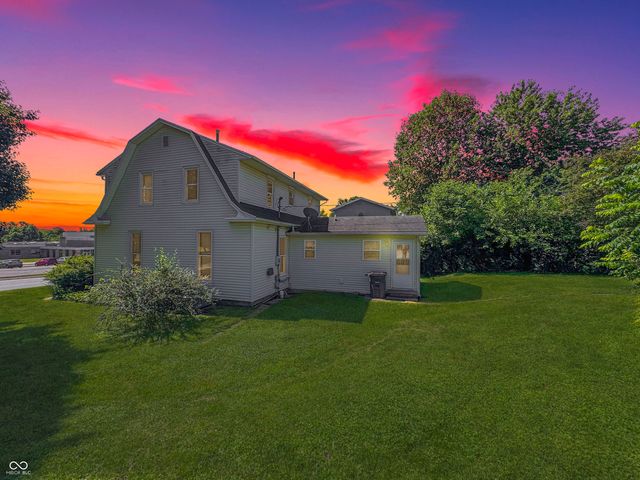 2003 F Street, Bedford, IN 47421